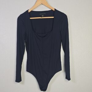 House Of Harlow 1960 Black Long-Sleeve Square Neckline Bodysuit  Size M